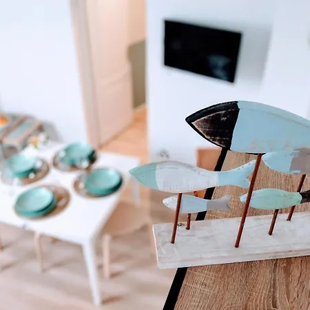 & Confort 3 Pieces Parking Clim Et Wifi *